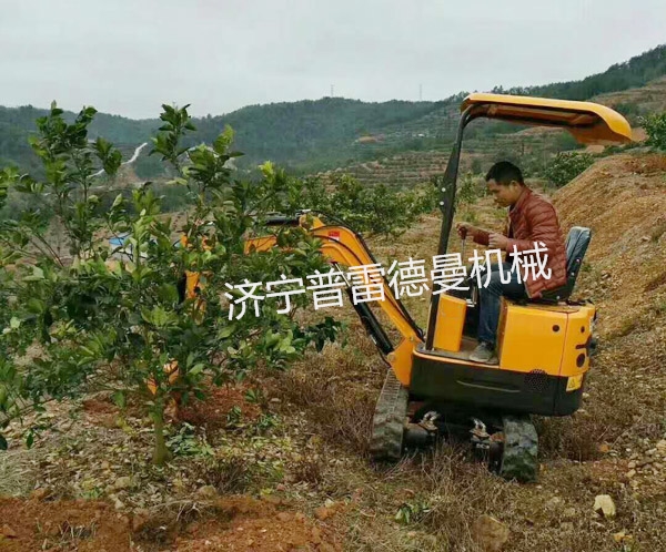 果園挖掘機(jī) 果園挖掘機(jī)